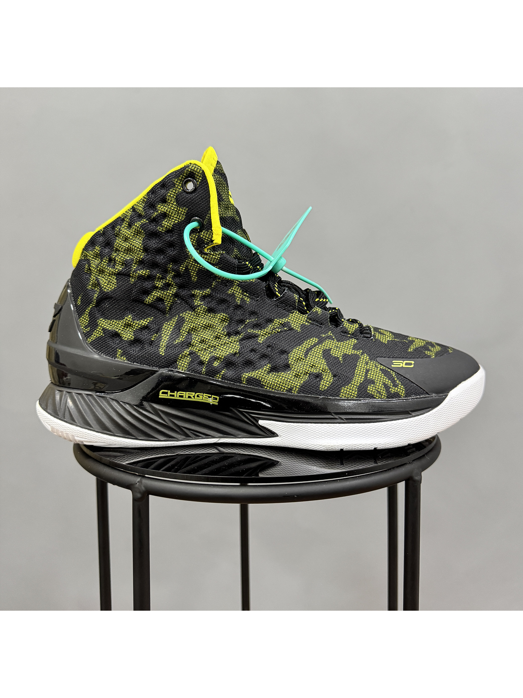 Under Armour Curry 1 Military Yellow 1