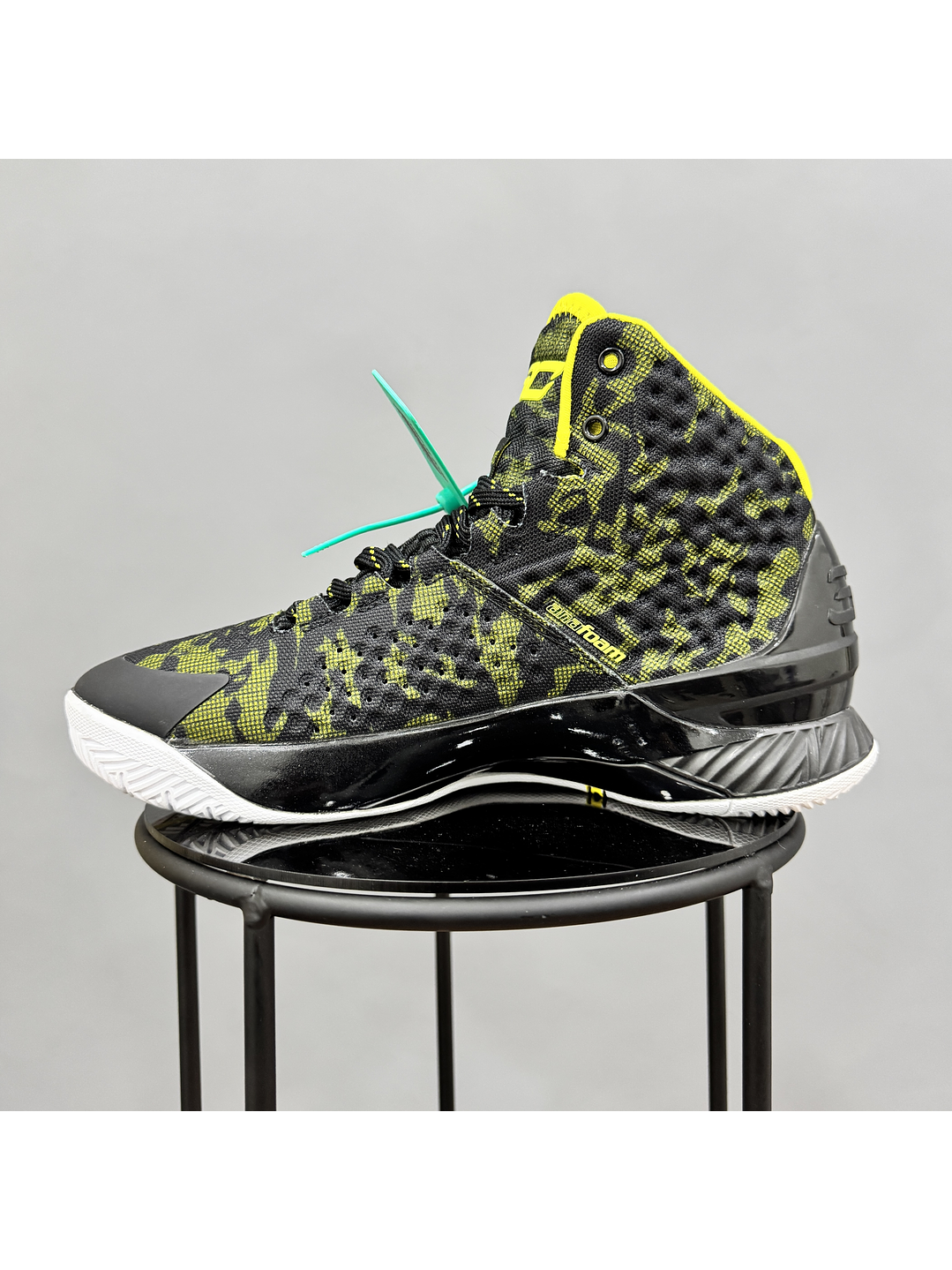 Under Armour Curry 1 Military Yellow 3