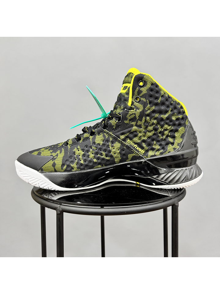 Under Armour Curry 1 Military Yellow 3