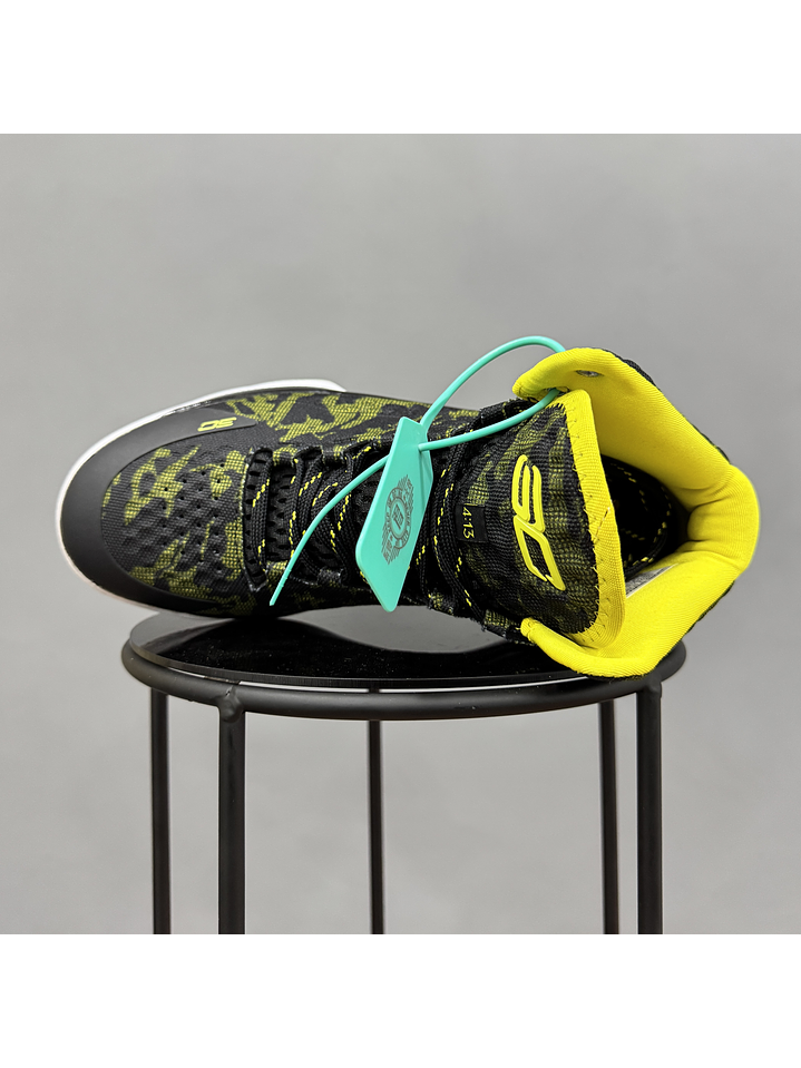 Under Armour Curry 1 Military Yellow 4