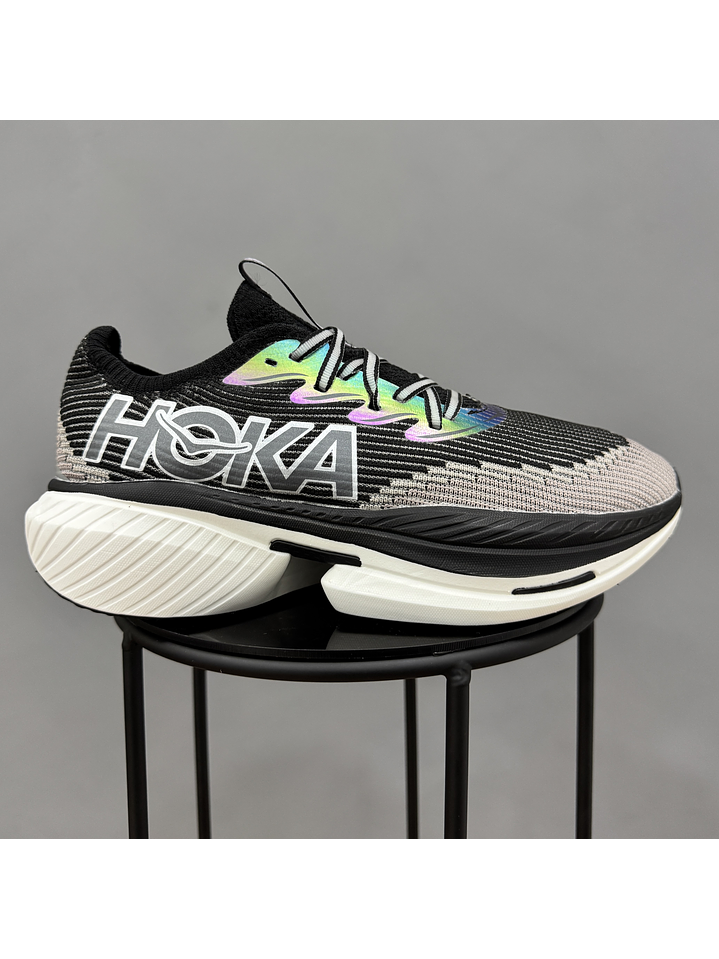 Hoka X1 Cielo Negro 1
