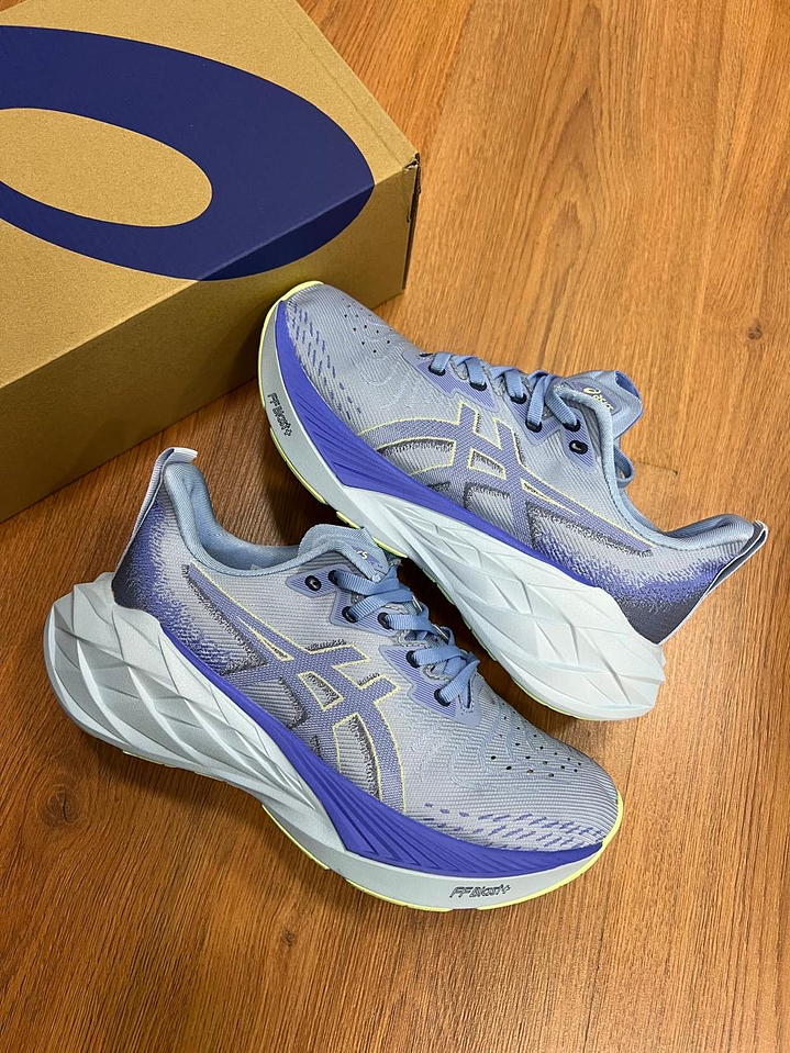 Asics Novablast 4 Blue Colors 1