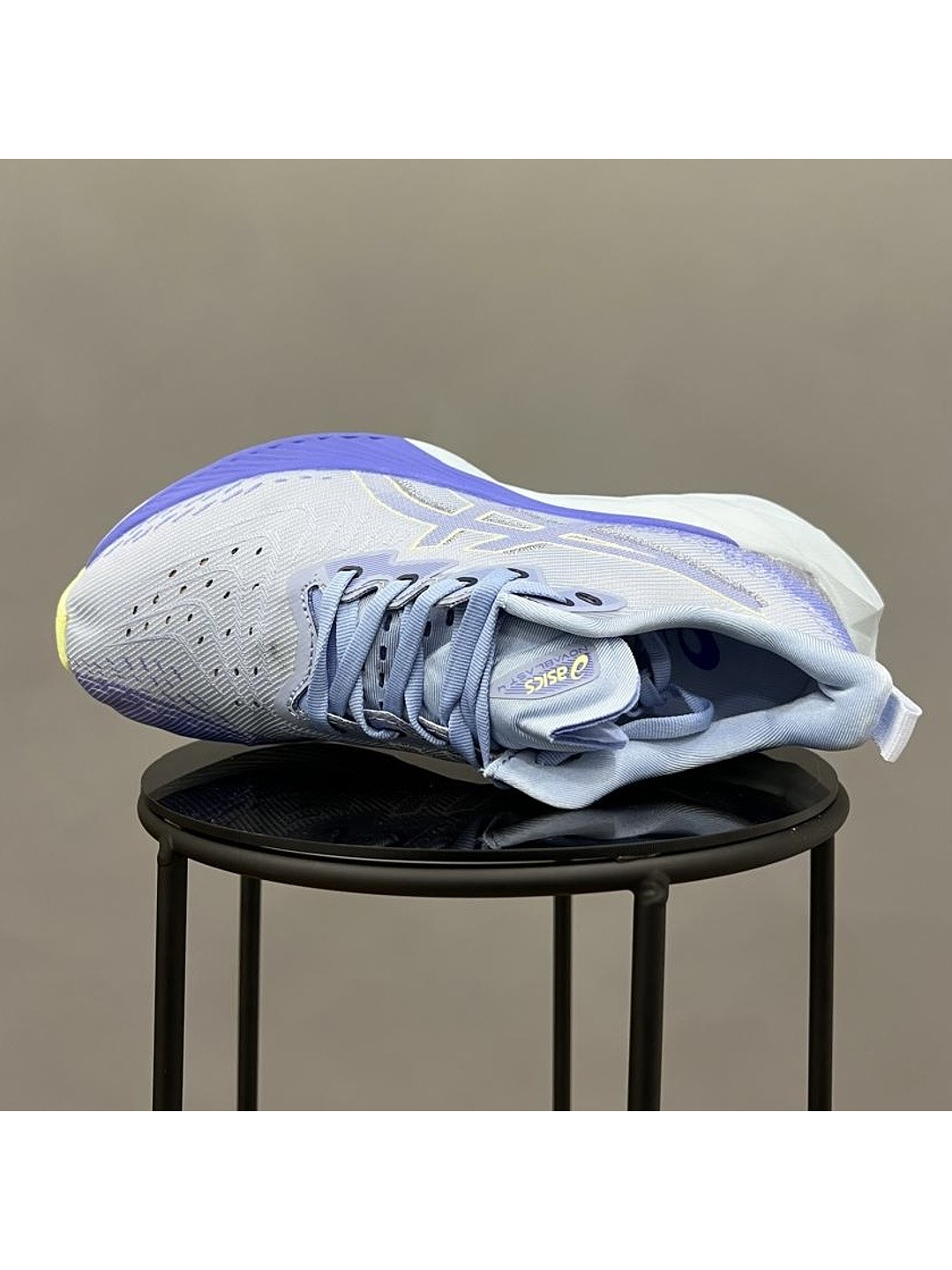 Asics Novablast 4 Blue Colors 4