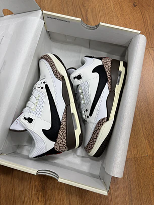Jordan Retro 3 Travis Scott