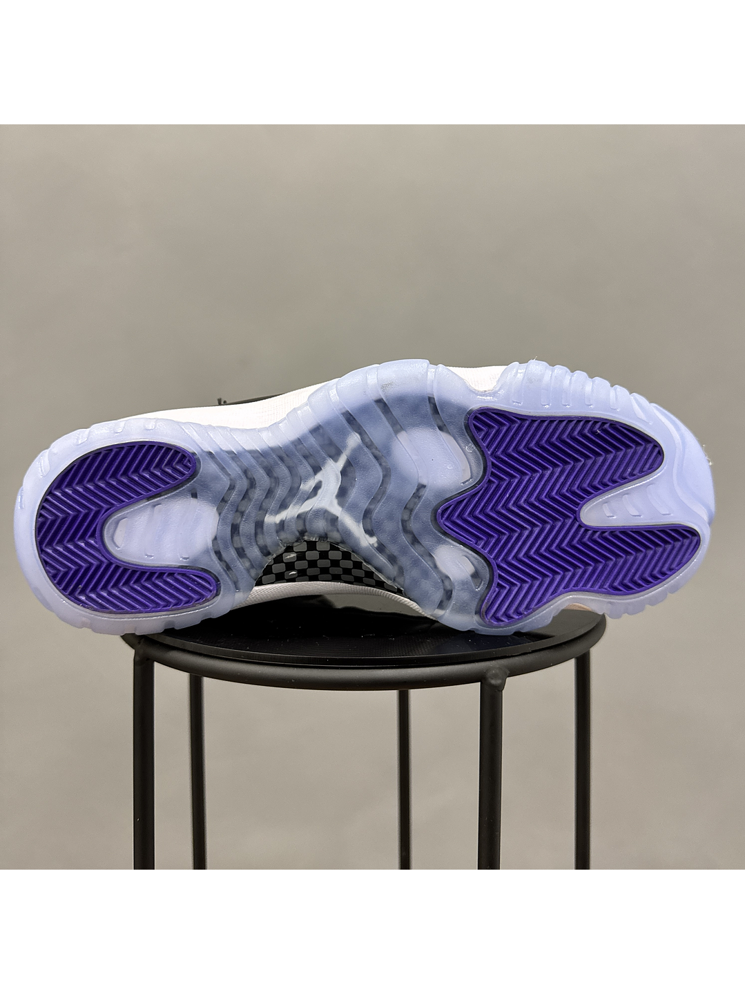 Jordan Retro 11 Concord 2