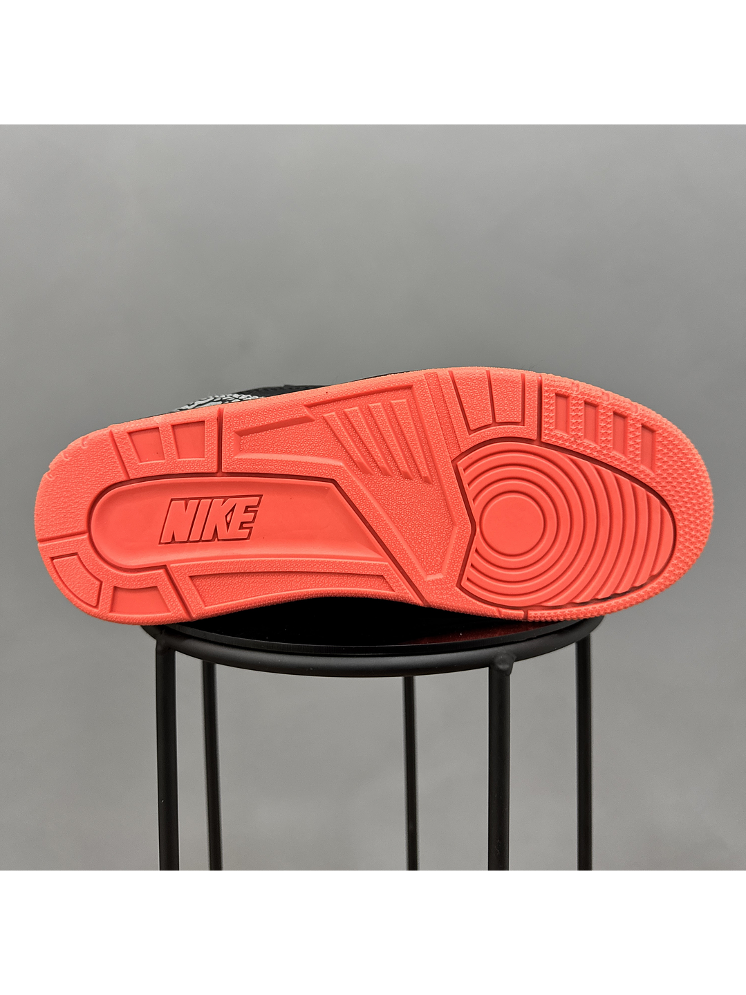 Jordan Retro 3 J Balvin Negro 2