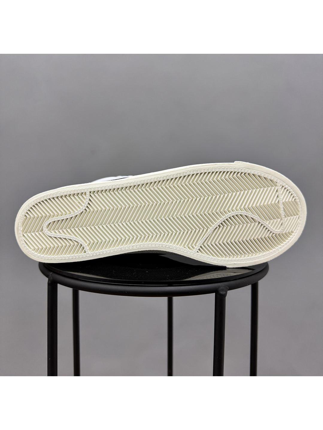 Nike Blazer Classic Mid 77 White 2