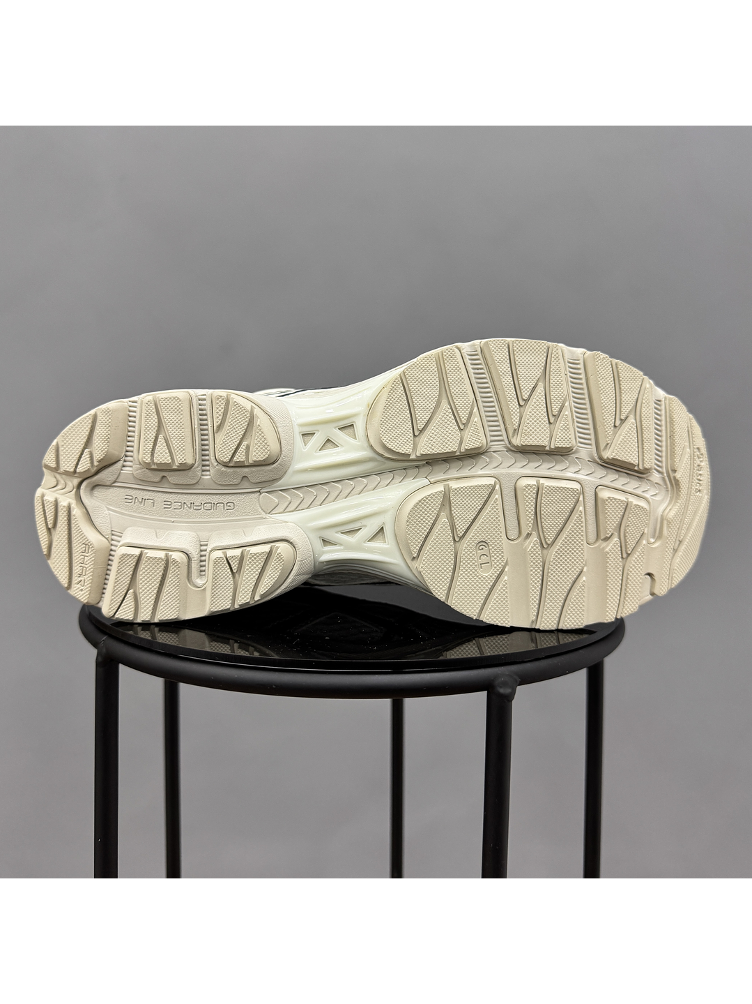 Asics Gel Flux 4 Beige 2