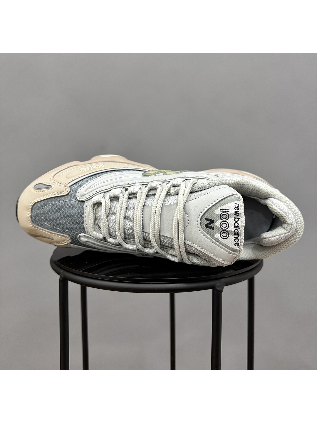 New Balance 1000 Gris  4