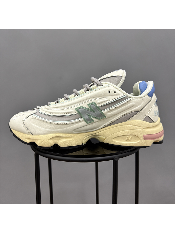 New Balance 1000 Angora Moonrock 2