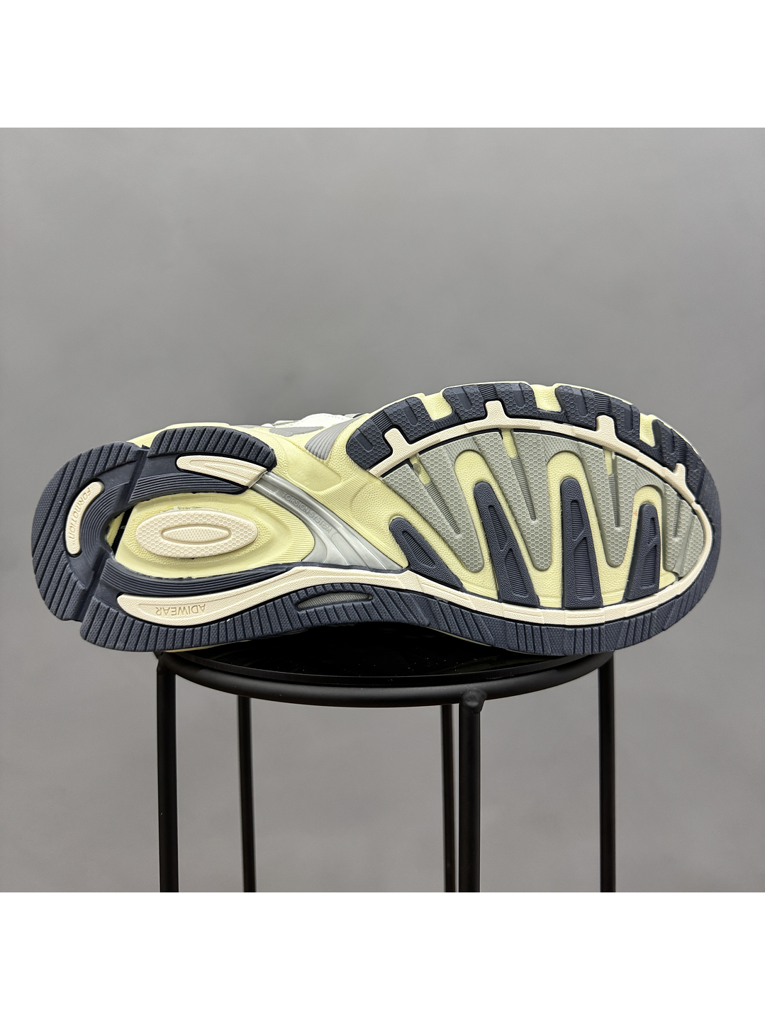 Adidas Response Cl Bad Bunny Beige 2