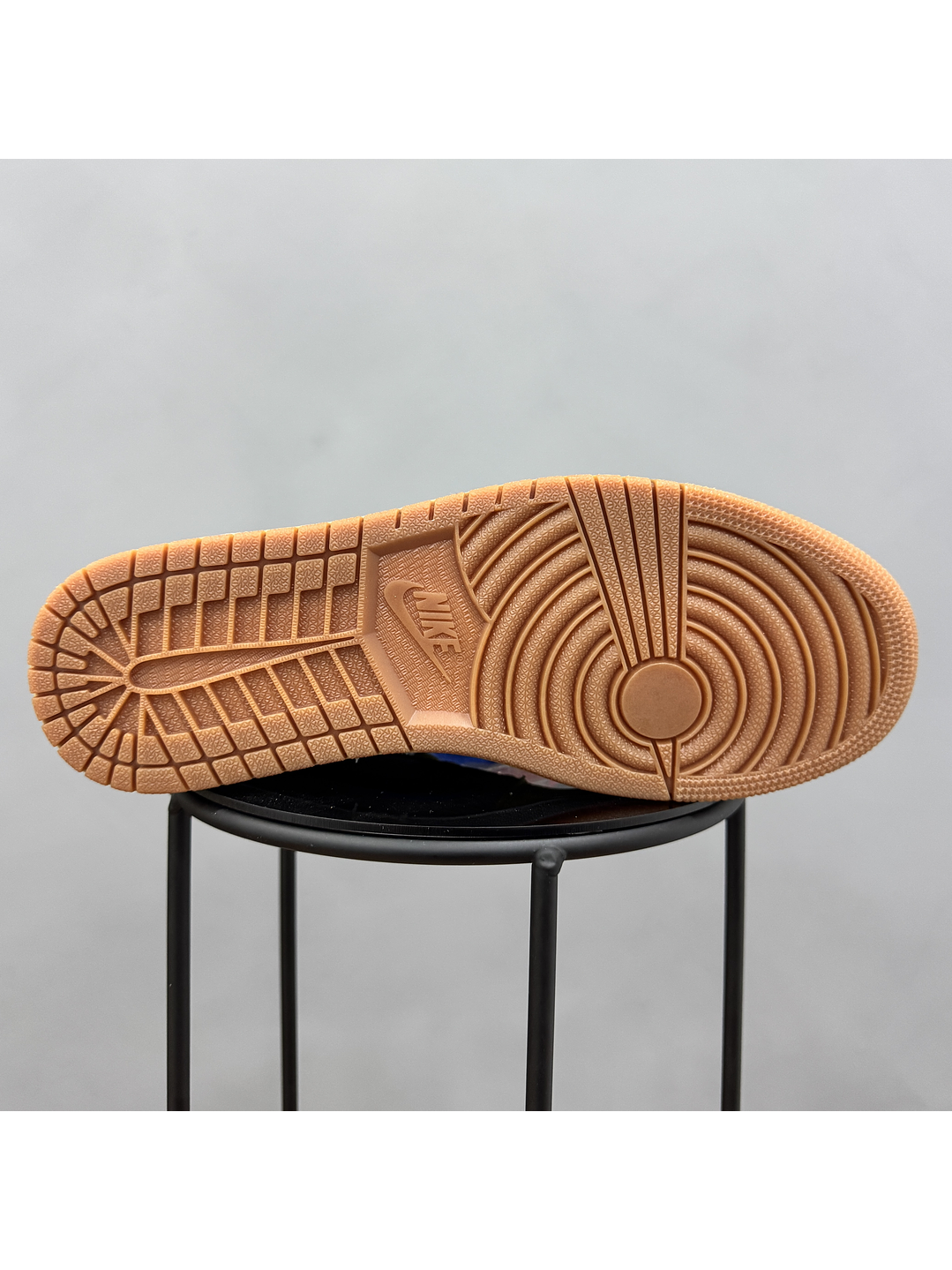 Jordan Retro 1 Travis Scott Canary  2