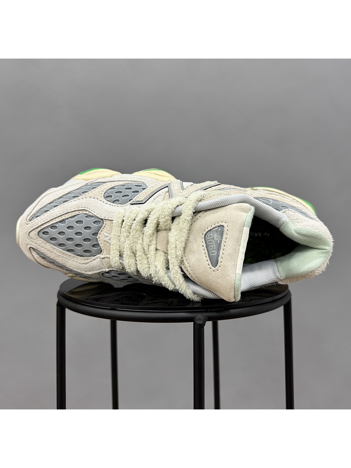 New Balance 9060 Bricks & Wood 4