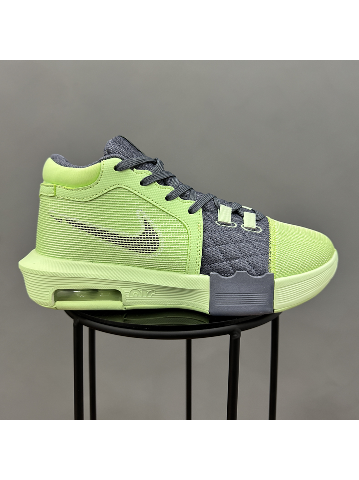 Nike Lebron Witness 8 Vapor Green 1