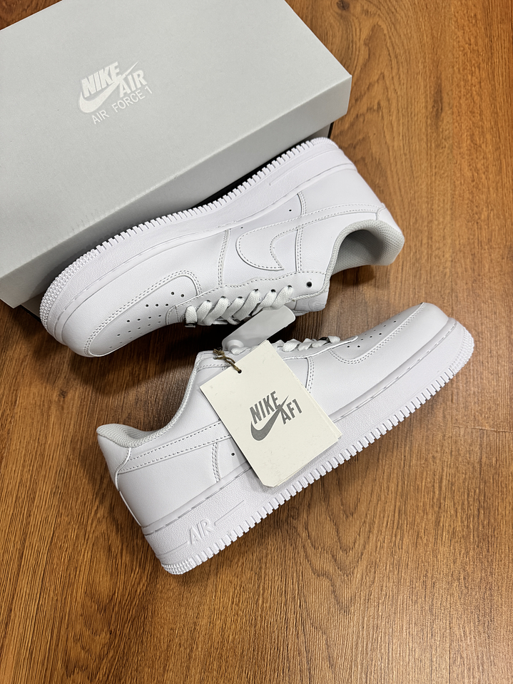 Nike Af1 Low Classic White 4