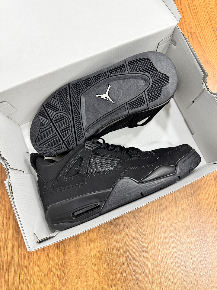 Jordan Retro 4 Black Cat 3