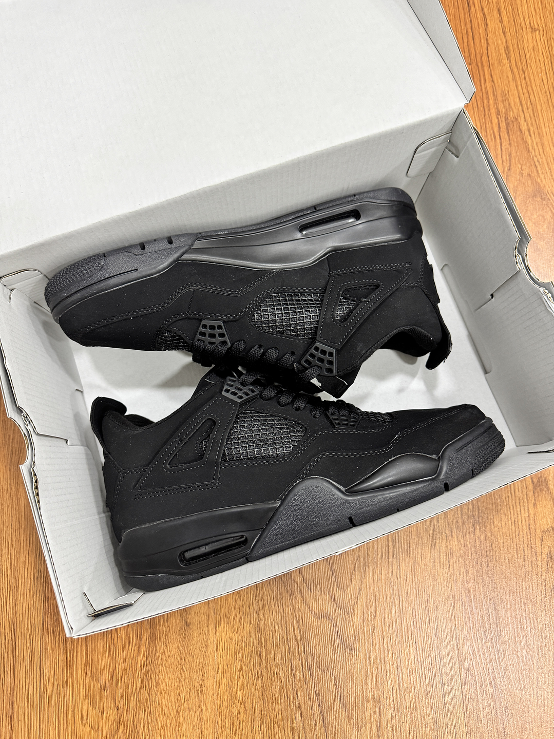 Jordan Retro 4 Black Cat 1
