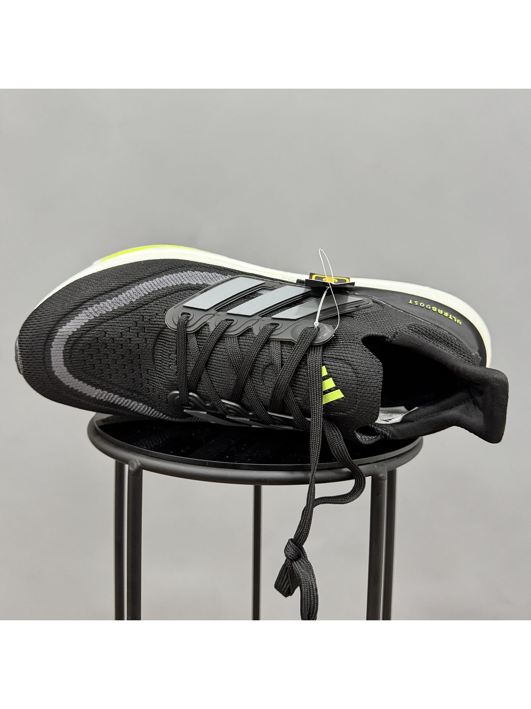 Adidas Ultraboost Light Negro 4