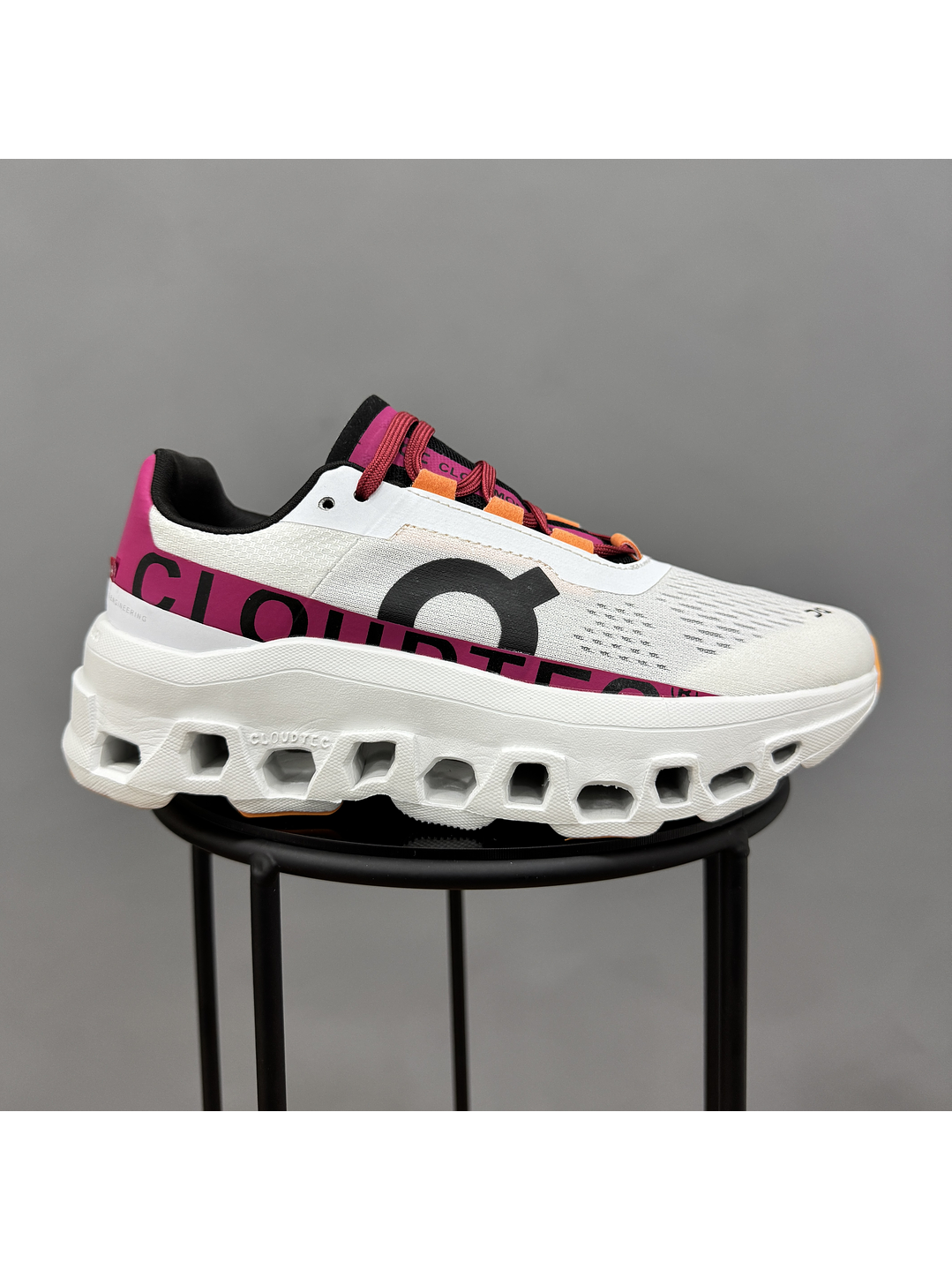 On Cloudmonster White Fucsia 1