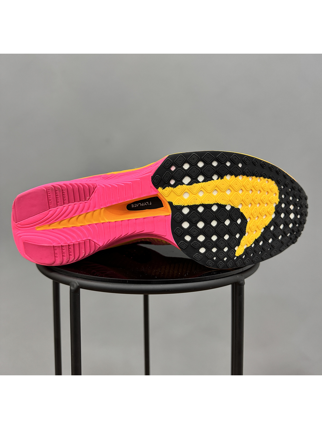 Nike Vaporfly 3 Fucsia 2