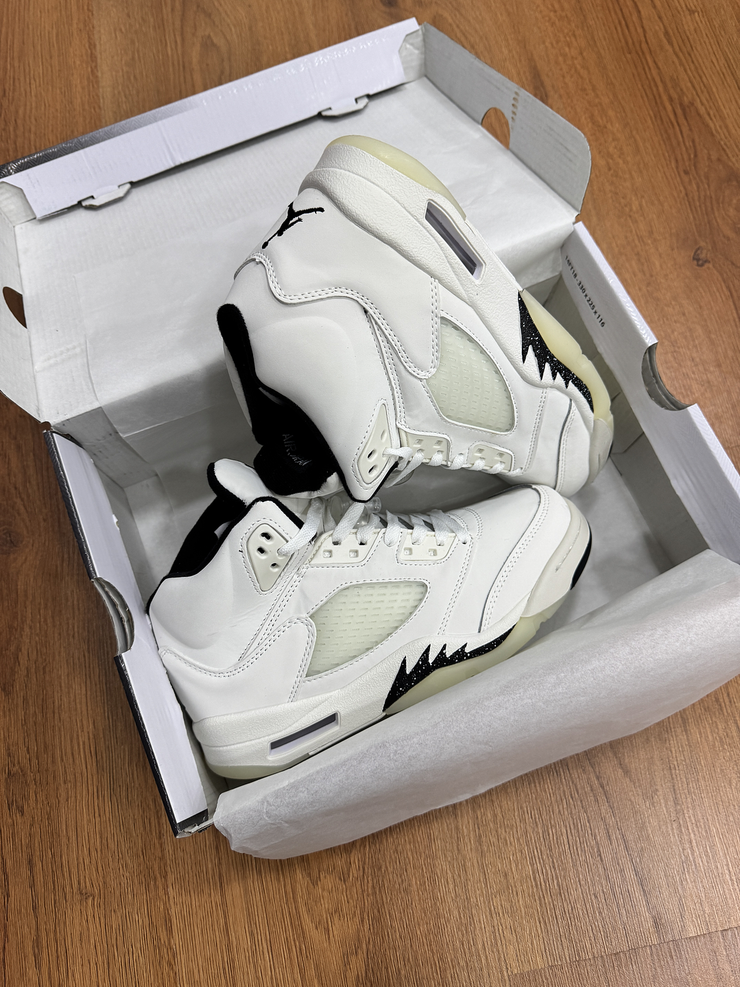 Jordan Retro 5 Sail 3