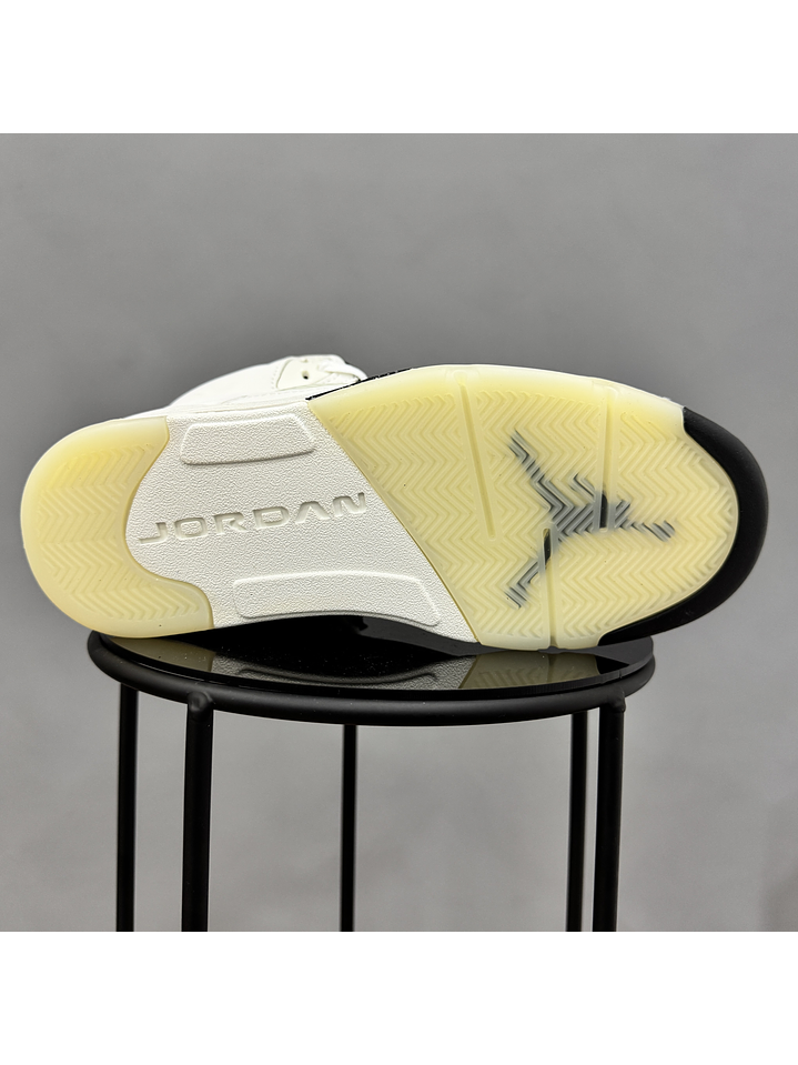 Jordan Retro 5 Sail 2