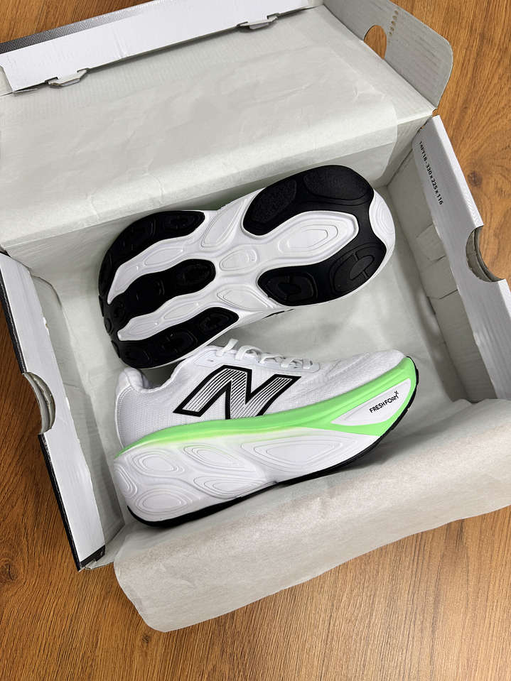 New Balance Fresh Foam More White  3