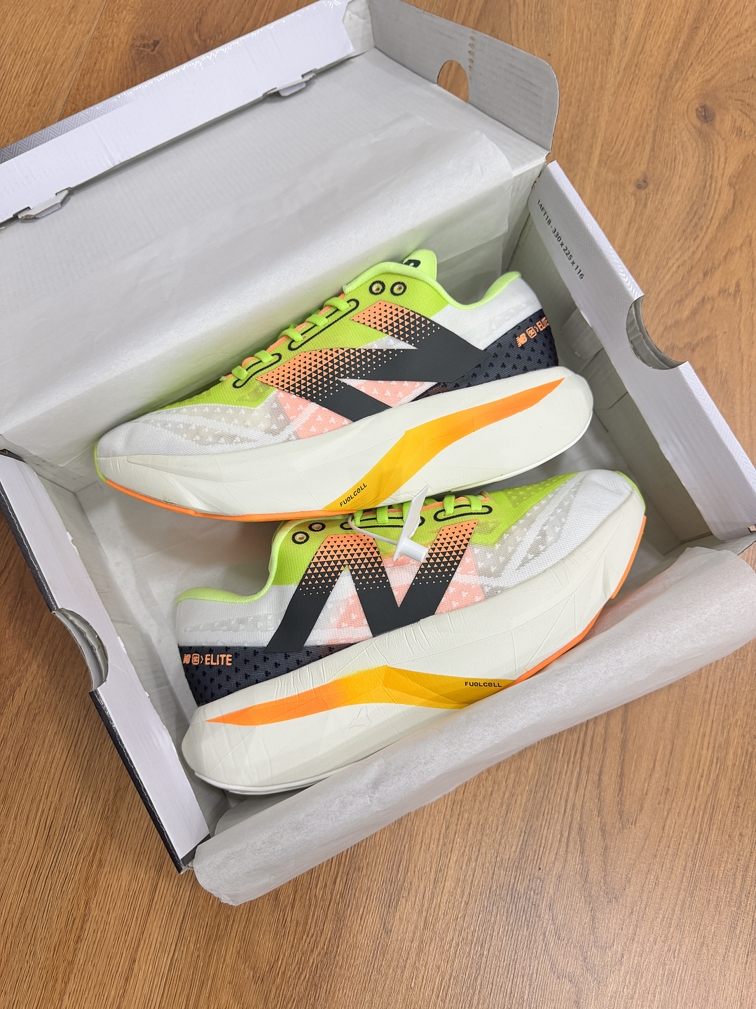 New Balance Elite Rebel V4 Blanco 2