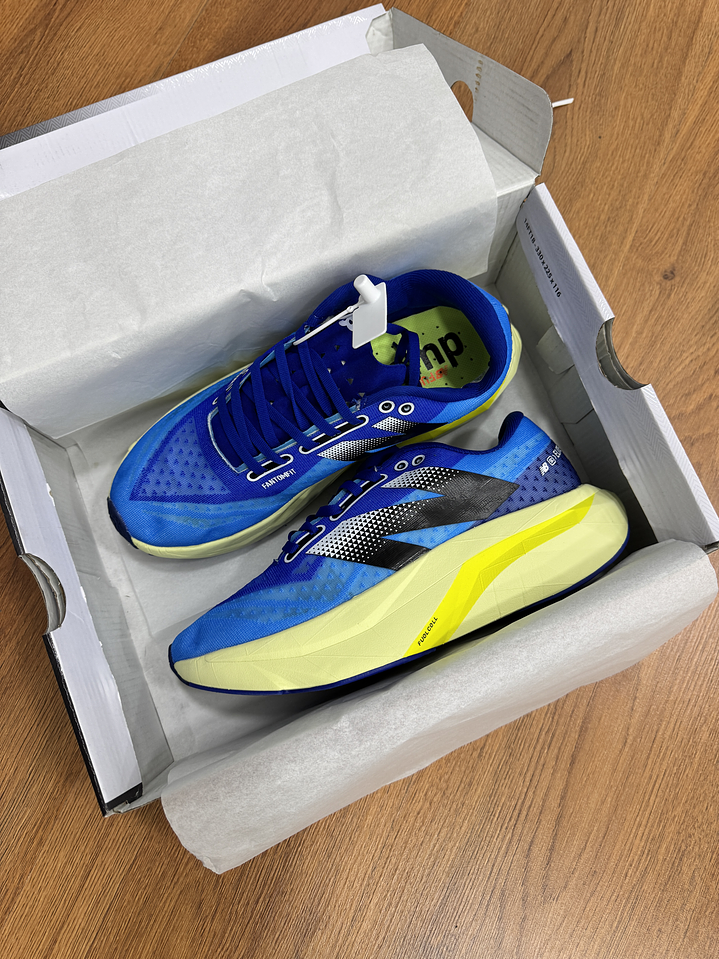 New Balance Elite Rebel V4 Azul 2