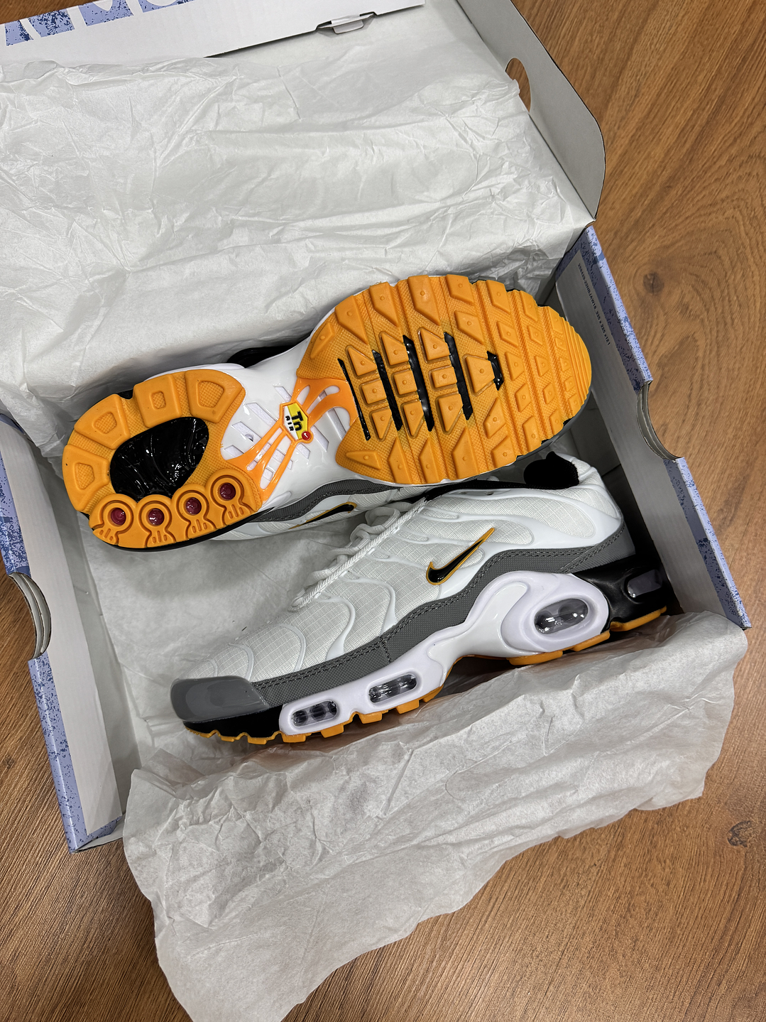 Nike Air Max Tn Blanco Naranja 3