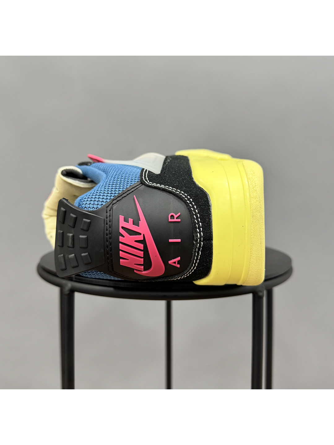 Jordan Retro 4 Union LA Negro 4