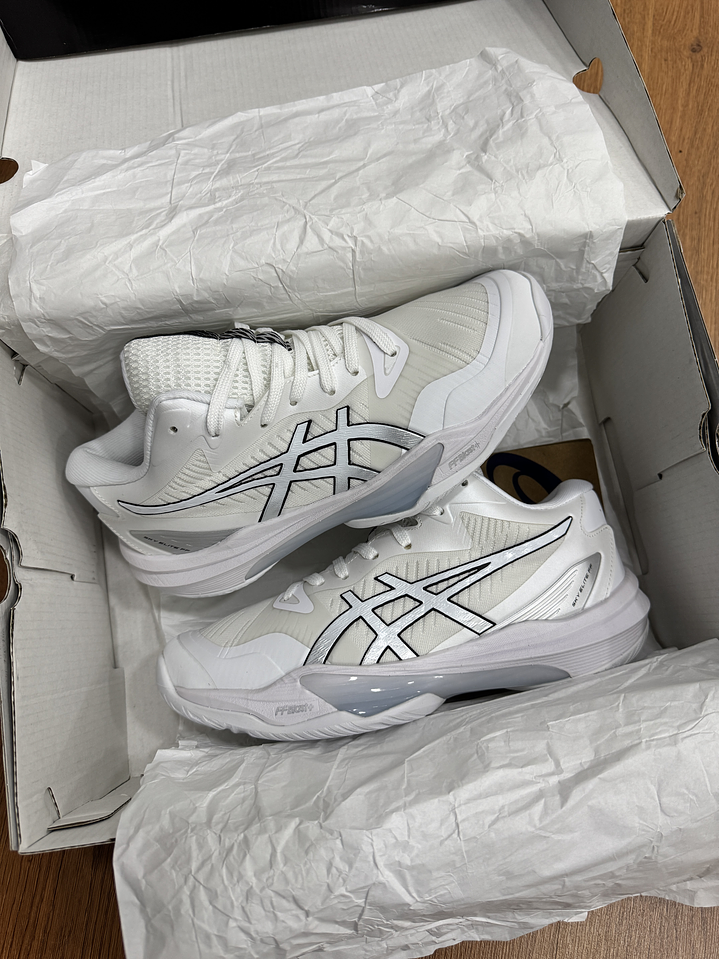 Asics Sky 3 Blanco Gris  2