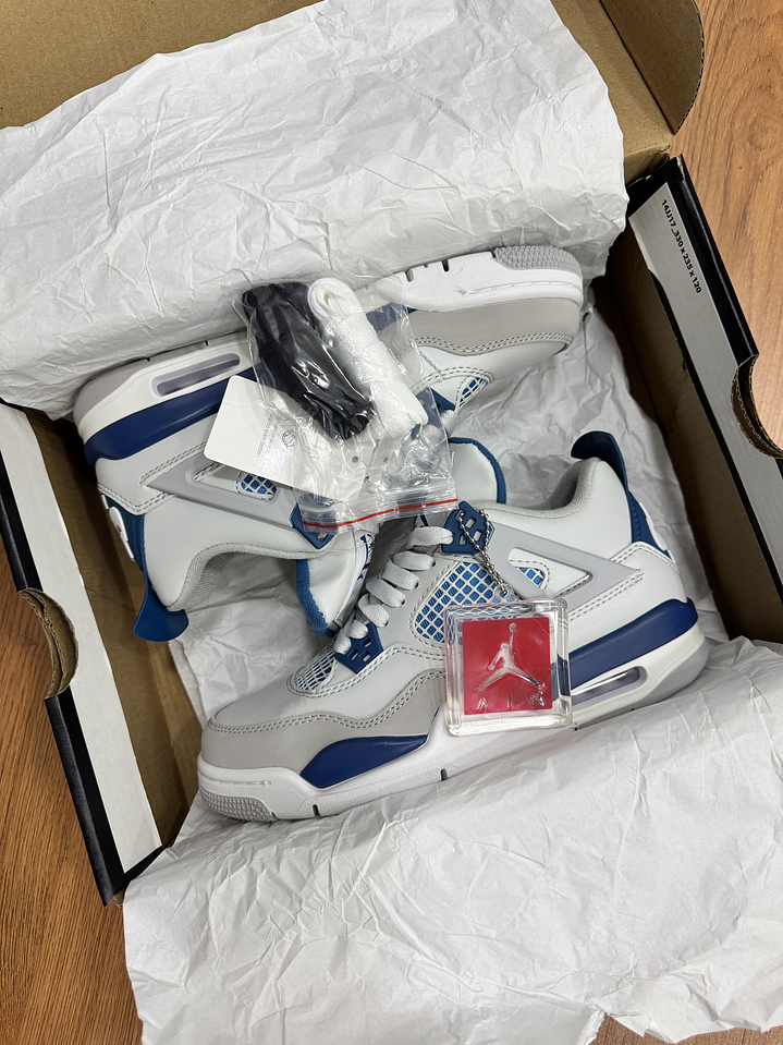 Jordan Retro 4 Military Blue 1