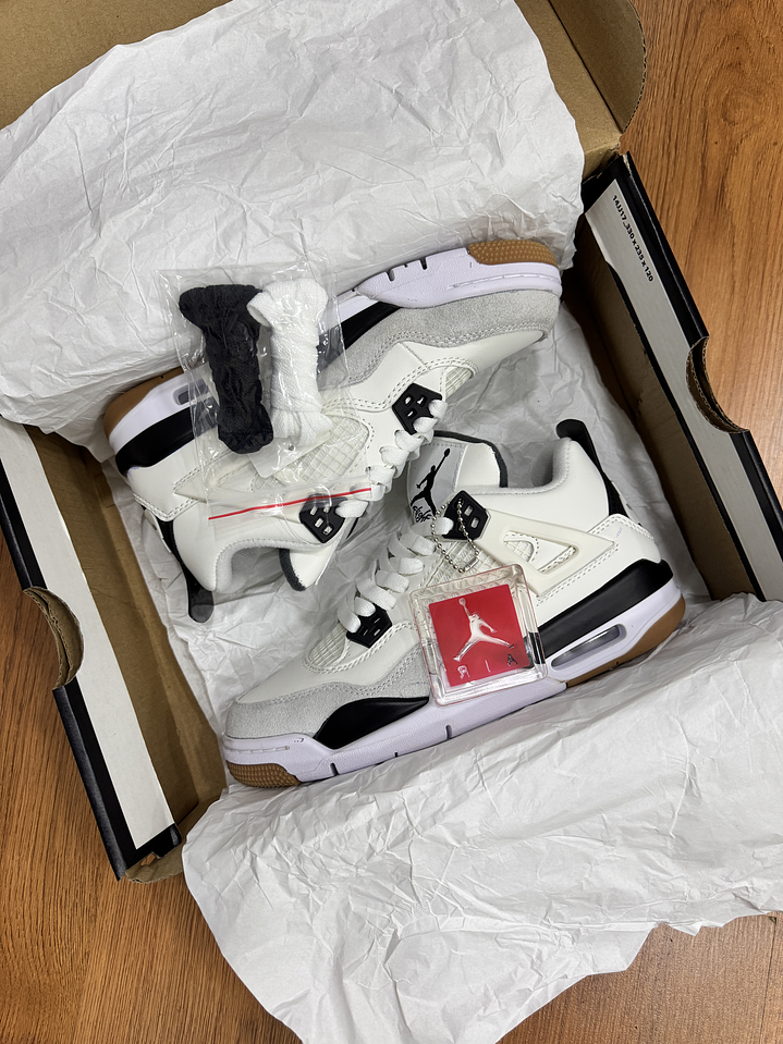 Jordan Retro 4 Sb Black  1