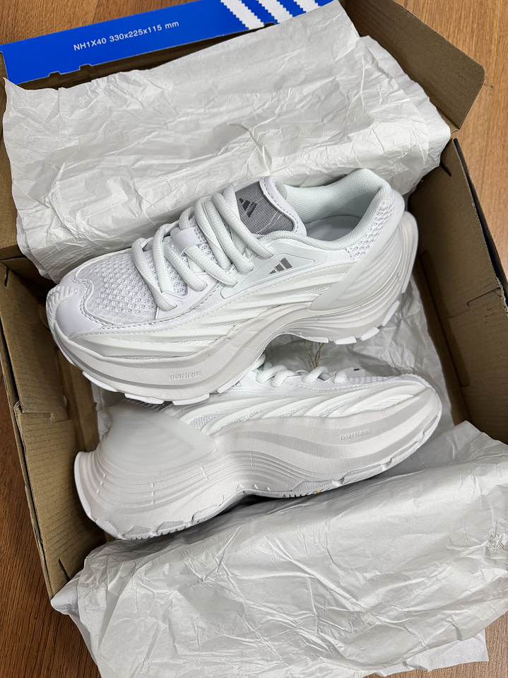 Adidas XLG White 3