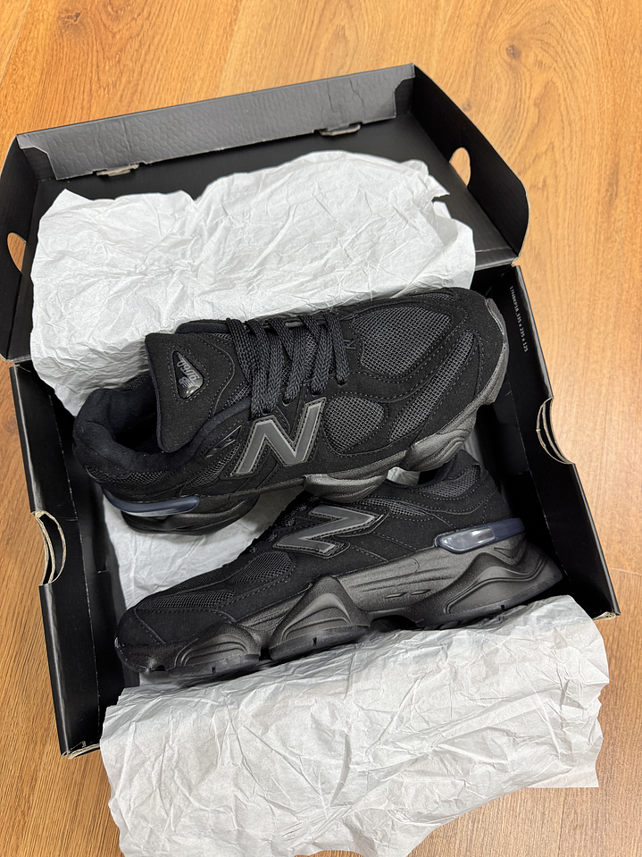 New Balance 9060 Total Black 3