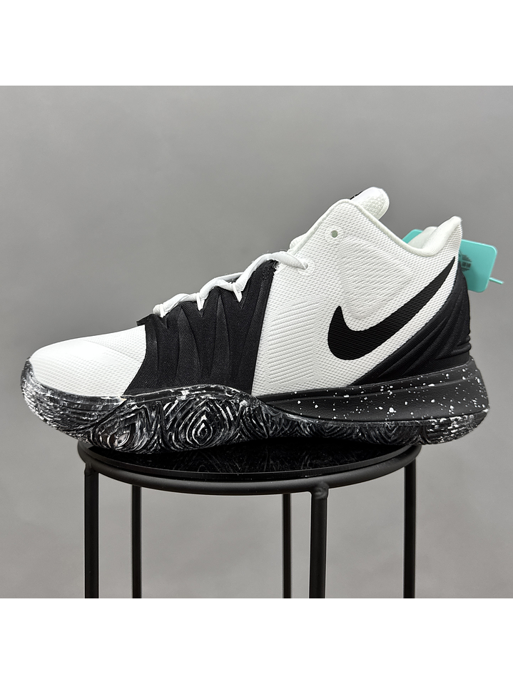 Nike Kyrie 5 White Black 3