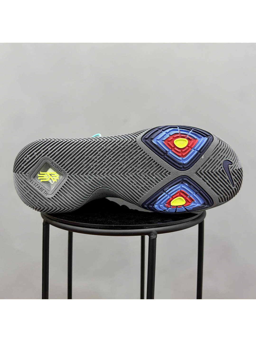 Nike Kyrie 3 New Grey 2