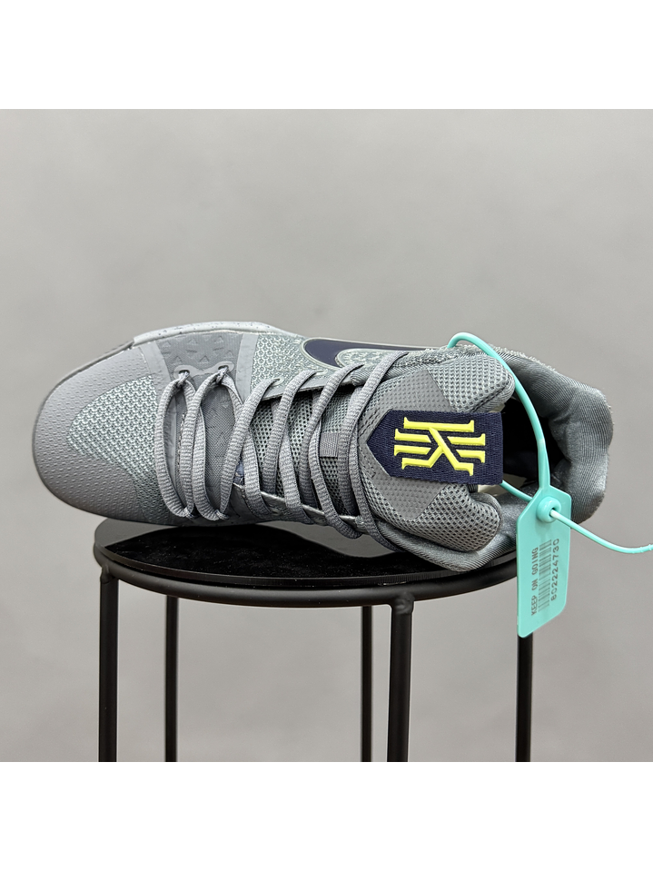 Nike Kyrie 3 New Grey 4