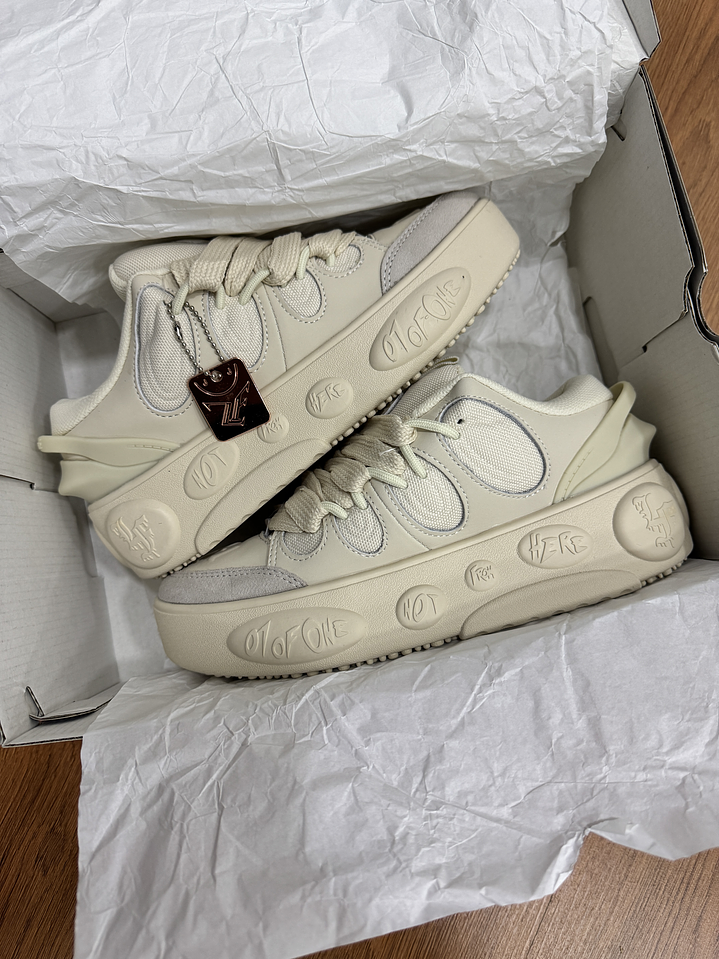 Puma LaFrance Moment 1