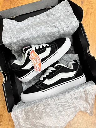 Vans Knu Old Skool Negro Blanco