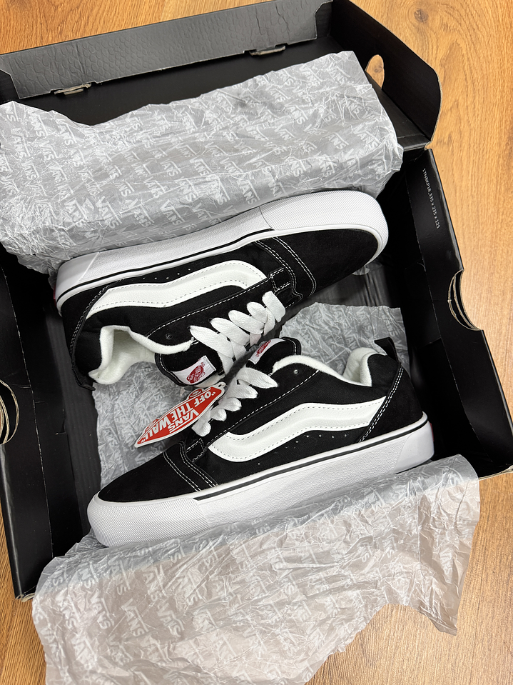 Vans Knu Old Skool Negro Blanco 2