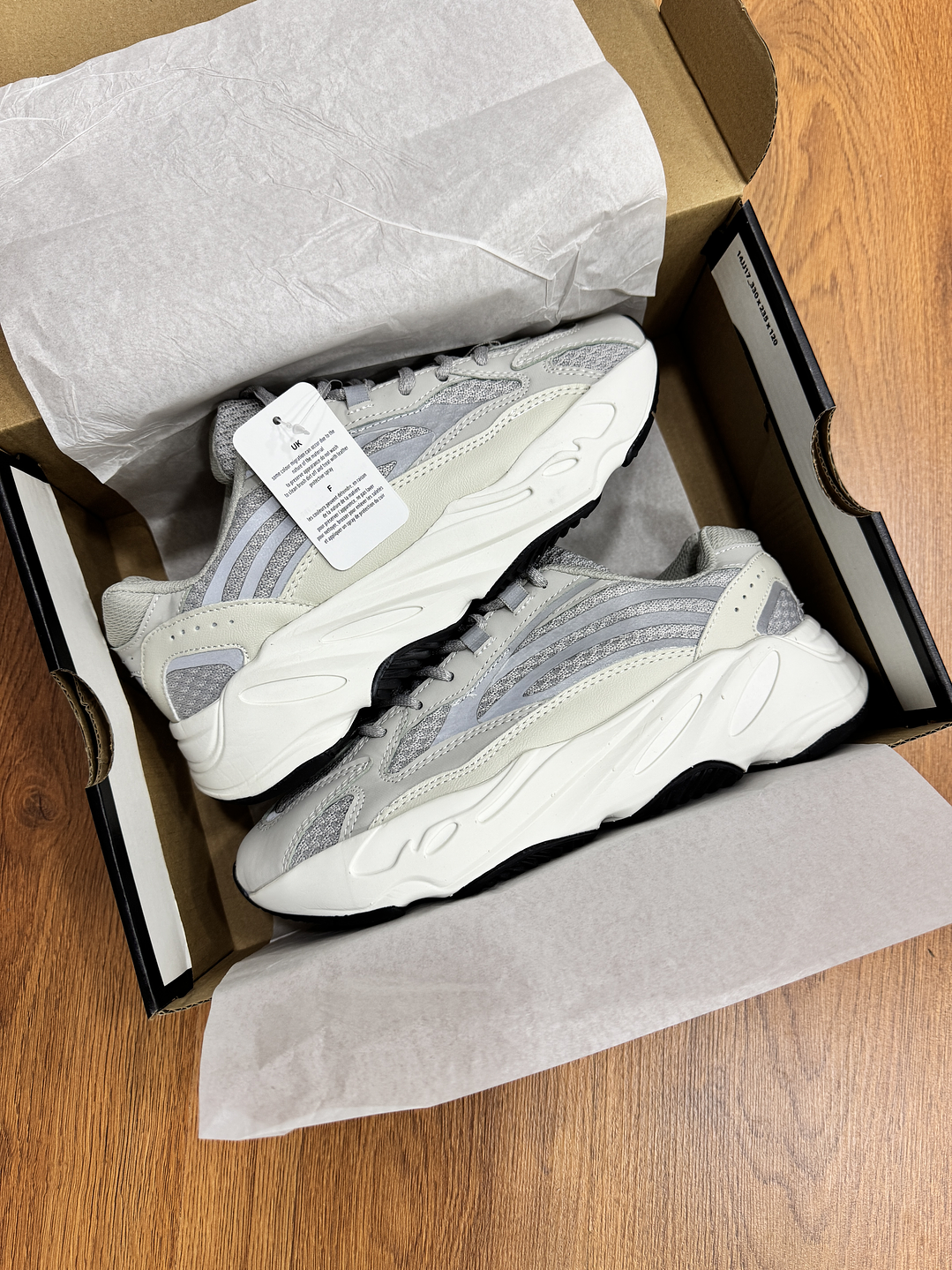 Adidas Yeezy 700 V2 Static 1