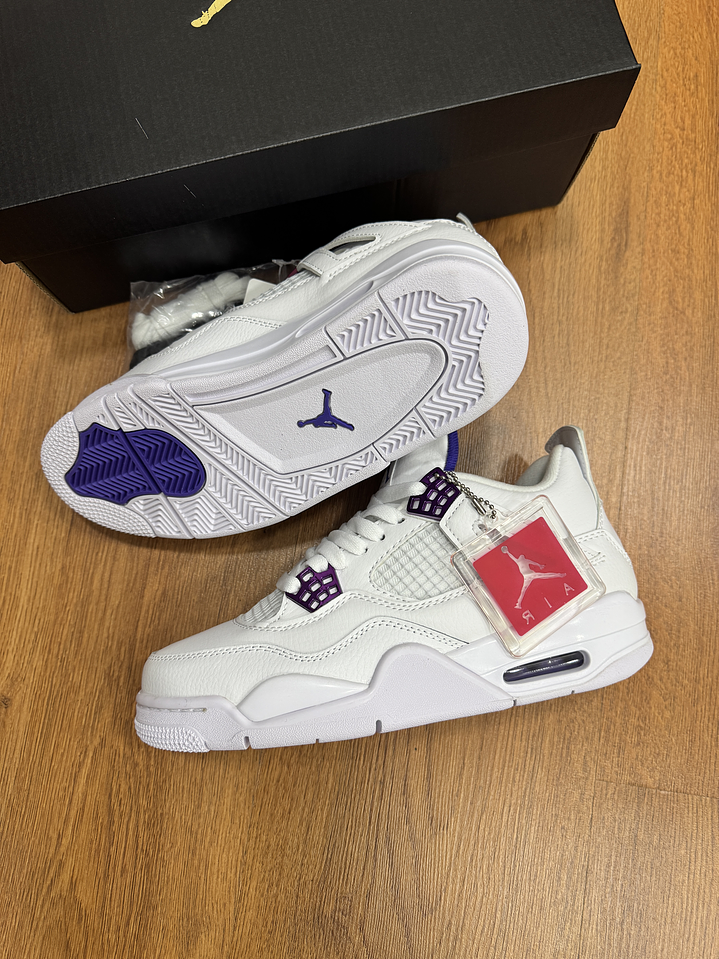 Jordan Retro 4 Metallic Purpple  3