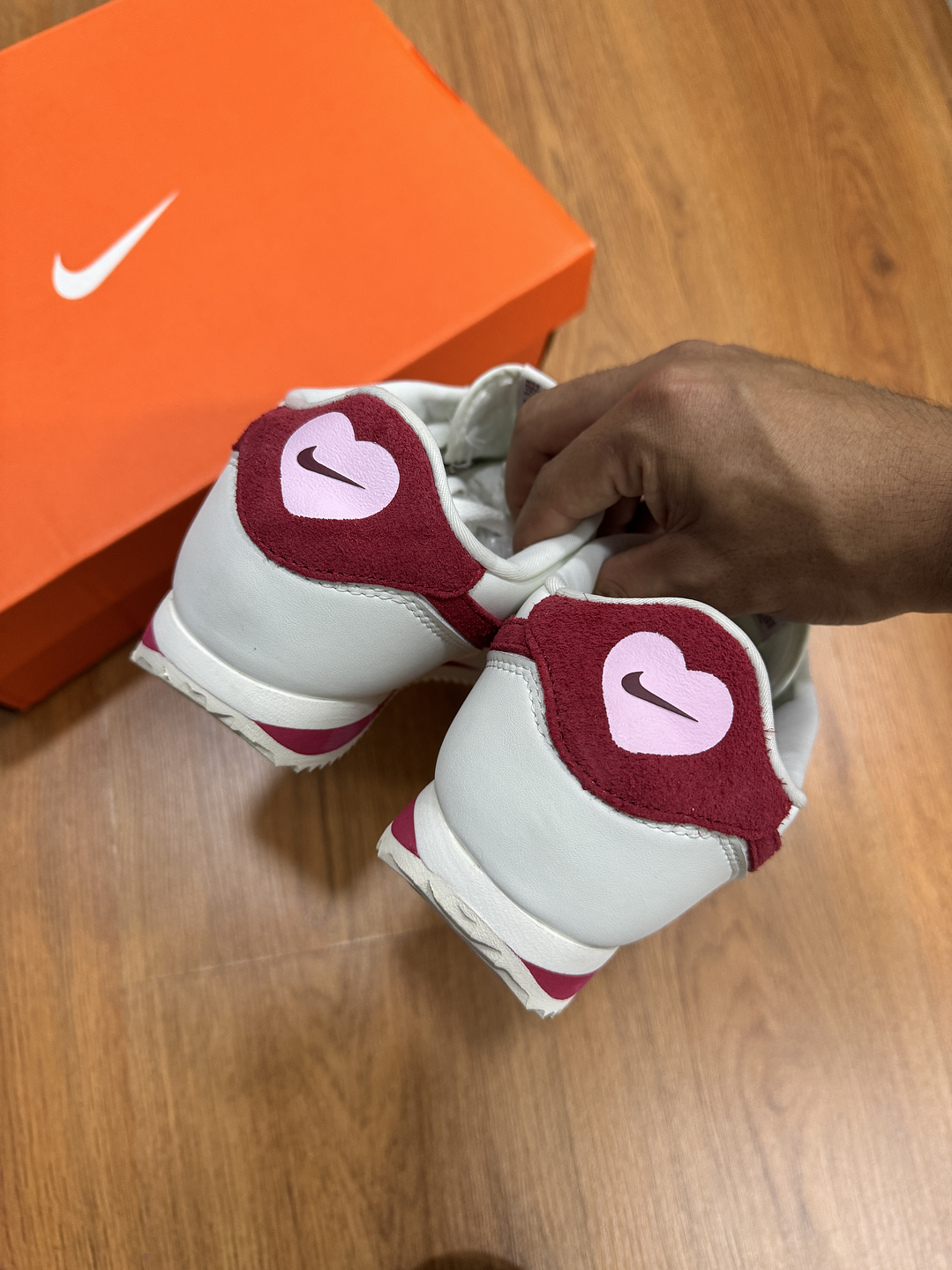 Nike Cortez San Valentín  3
