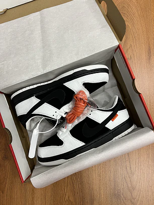 Nike Sb Dunk TightBooth 