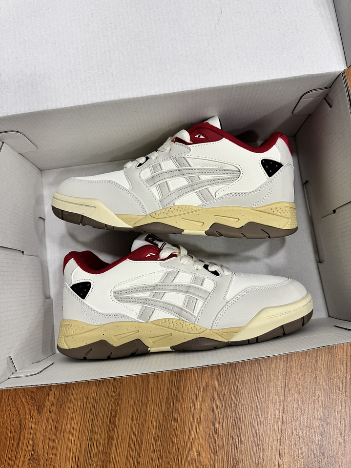 Asics Fuse White Red  1