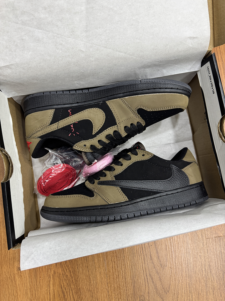 Jordan Retro 1 Low Travis Brown  2