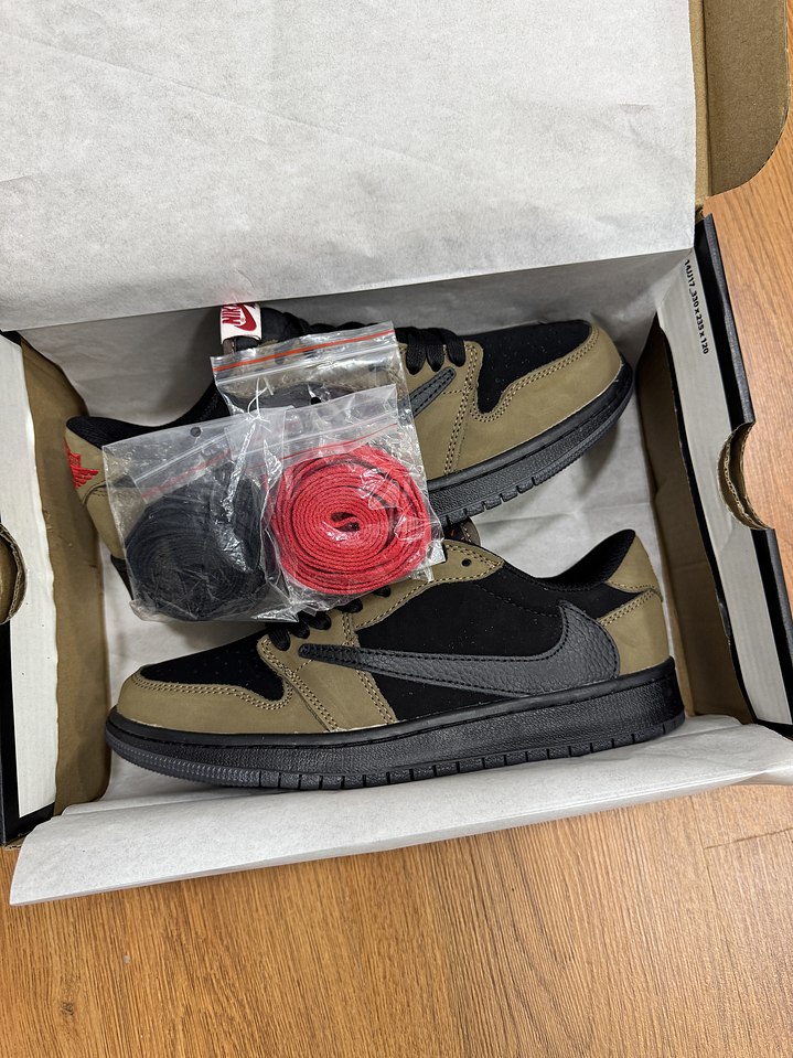 Jordan Retro 1 Low Travis Brown  1