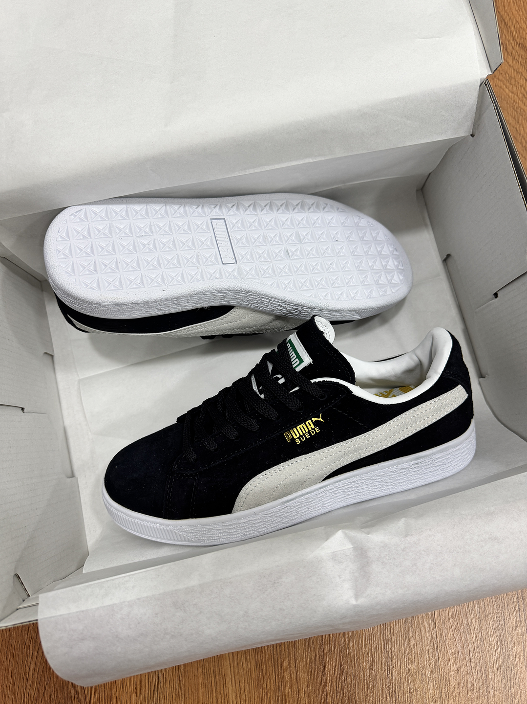 Puma Suede Black Classic  3